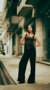 Como renovar roupas sem gastar muito: ideias práticas para transformar seu guarda-roupa