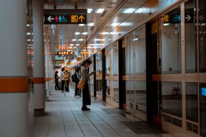 Sinais de tendência passageira: como reconhecer modismos antes de tomar decisões